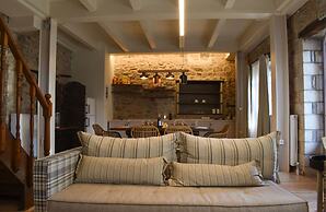 Secluded Mountain Refuge - Theonimfi Paradise Gem