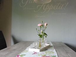 Spacious Apartment in Pracht near Forest
