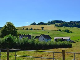 Quaint Apartment in Eimelrod near Lake & Water Sports