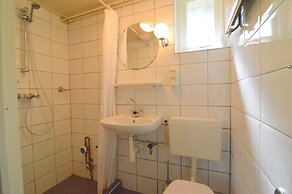 Detached Bungalow With Lovely Covered Terrace