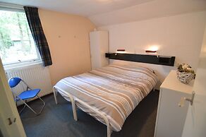 Detached Bungalow With Lovely Covered Terrace