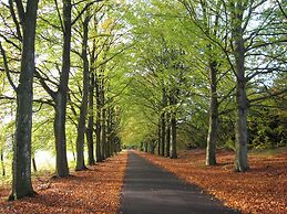 Tastefully Furnished Holiday Residence Located in the Heart of the Ard