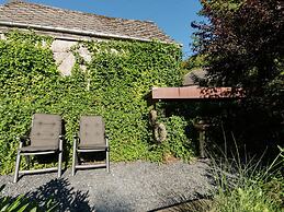 Tastefully Furnished Holiday Residence Located in the Heart of the Ard