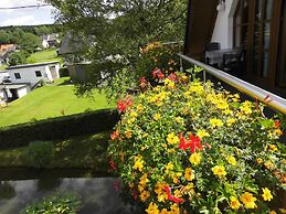 Apartment With Private Garden in Brachthausen