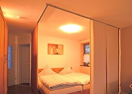 Apartment With Private Garden in Brachthausen
