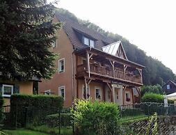 Apartment With Private Garden in Brachthausen