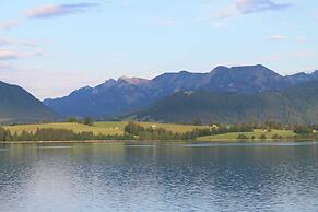 Alpenapartment mit Garten