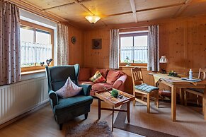 Alpenapartment mit Garten