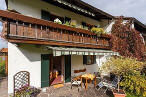 Alpenapartment mit Garten