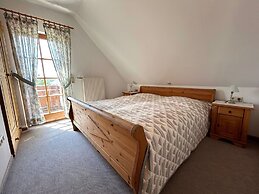 Holiday Home in the Knullgebirge With Balcony