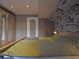 Lovely Cottage in Waimes near Lake