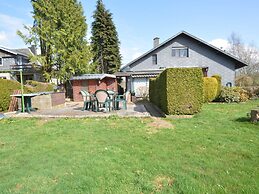 Lovely Cottage in Waimes near Lake