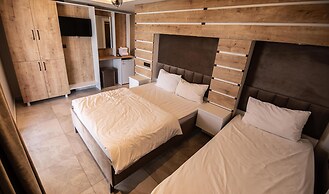 Mose Restoran Motel Beach