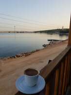 Mose Restoran Motel Beach