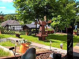 Holiday Home in Uxheim Niederehe With Garden