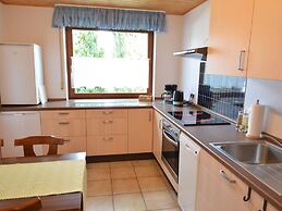 Holiday Home in Uxheim Niederehe With Garden