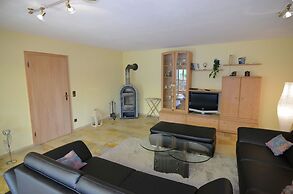 Apartment With Private Terrace in Prunn