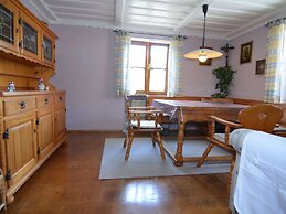 Apartment With Private Terrace in Prunn