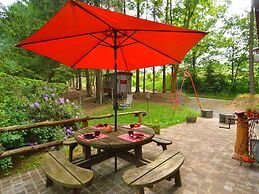 Chalet in a Green and Peaceful Environment