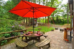 Chalet in a Green and Peaceful Environment