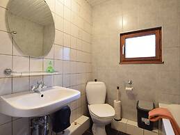 Detached Chalet in Lovely Hiking Region