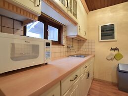 Detached Chalet in Lovely Hiking Region