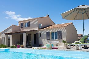 Villa in Beaufort With Private Pool