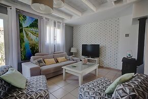 Villa in Beaufort With Private Pool