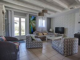 Villa in Beaufort With Private Pool