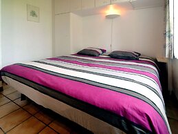 Cozy Bungalow With Large Enclosed Garden