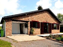 Cozy Bungalow With Large Enclosed Garden
