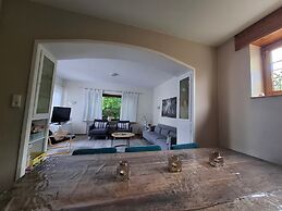 Bright Apartment Near Willingen With Terrace