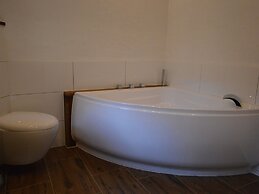 Cosy, 1800 Farmhouse With Sauna