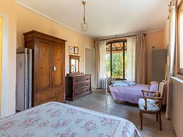 Belvilla by OYO Il Leccio e Le Rose