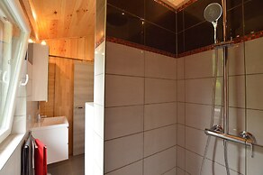 Chalet Near Durbuy With Private Garden