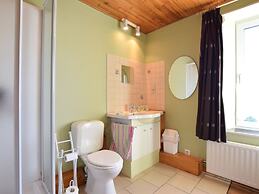 Cozy Holiday Home near Forest in Bovigny