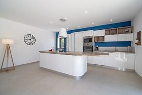 Holiday Home Beaufort With Private Pool