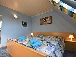 Huebsche Wohnung in Kroepelin mit Eigener Terrasse