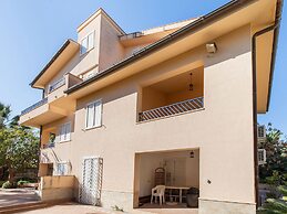 Simplistic Holiday Home in Sciacca near Horse Riding