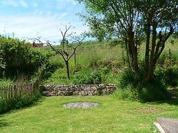 Quiet Holiday Home With Terrace