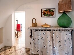 Quaint Holiday Home in Lecce Apulia near Town Center