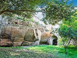 Quaint Holiday Home in Lecce Apulia near Town Center