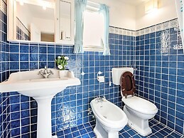 Quaint Holiday Home in Lecce Apulia near Town Center