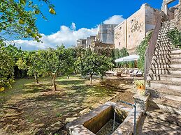 Quaint Holiday Home in Lecce Apulia near Town Center