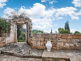 Quaint Holiday Home in Lecce Apulia near Town Center