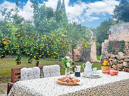 Quaint Holiday Home in Lecce Apulia near Town Center