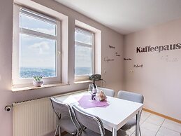 Heritage Apartment in Battenberg near Skiing