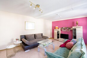 Heritage Apartment in Battenberg near Skiing