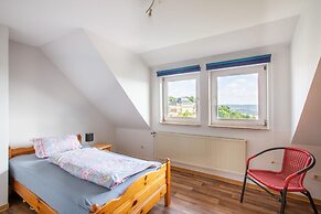 Heritage Apartment in Battenberg near Skiing