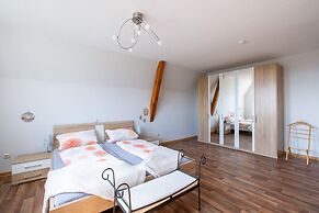 Heritage Apartment in Battenberg near Skiing